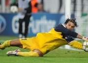 开云棋牌平台-赛道与文明，当F1争冠焦点遇上希腊对罗马的历史压制