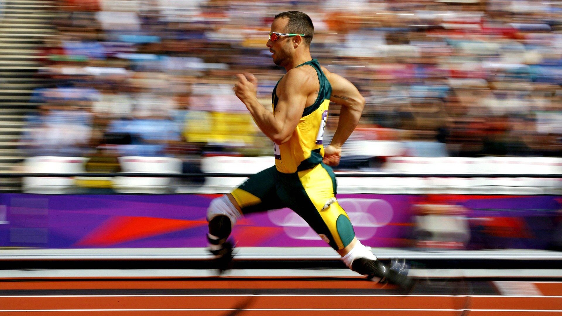 门迪的指尖与红军的铁蹄，一场被门线主宰的伊比利亚硬仗