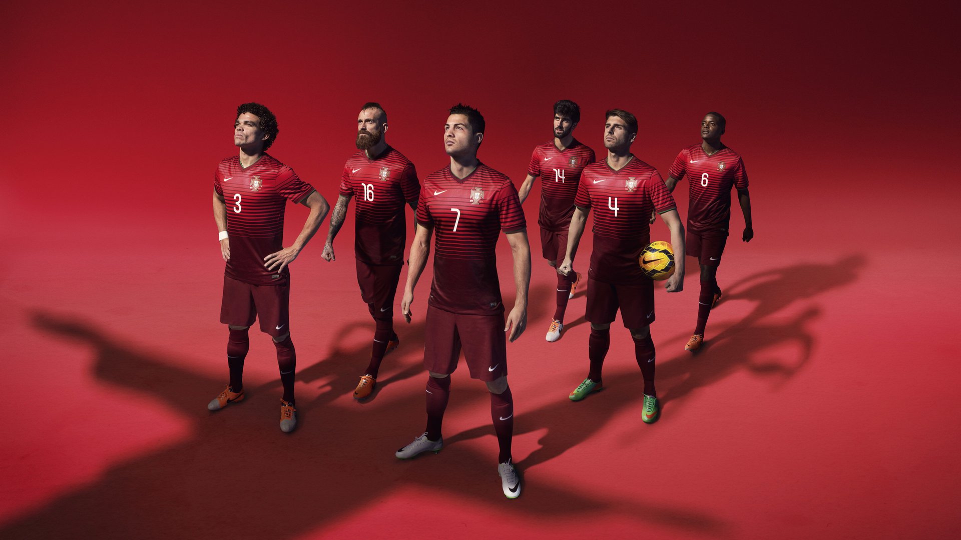 当马刺铁血遇上绿军荣耀，詹姆斯如何在大场面定义唯一