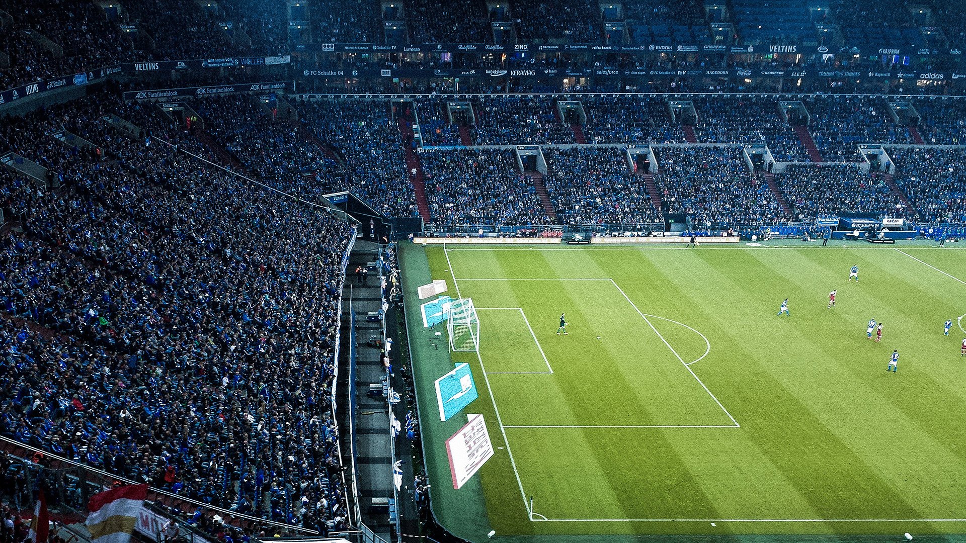 绿茵与硬木，当西甲德比遇见马刺踏平公牛